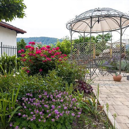 Hisa Magnolija Villa โทลมิน ภายนอก รูปภาพ